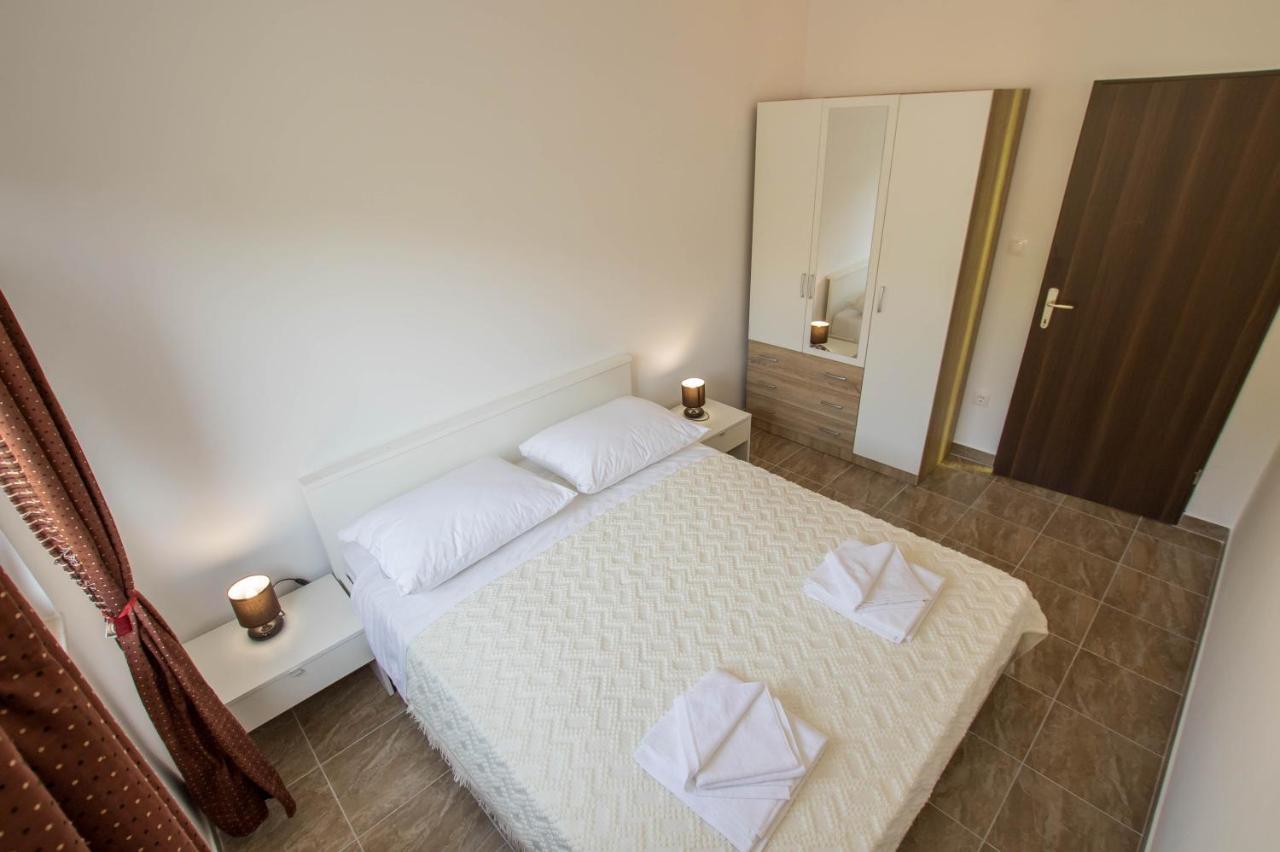 Apartment Andrea Trogir Exterior foto